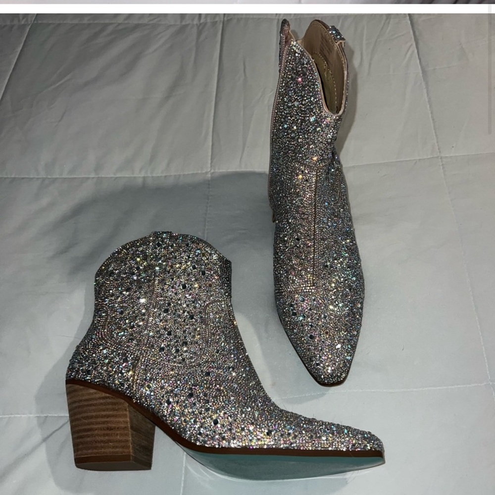Betsy Johnson boots